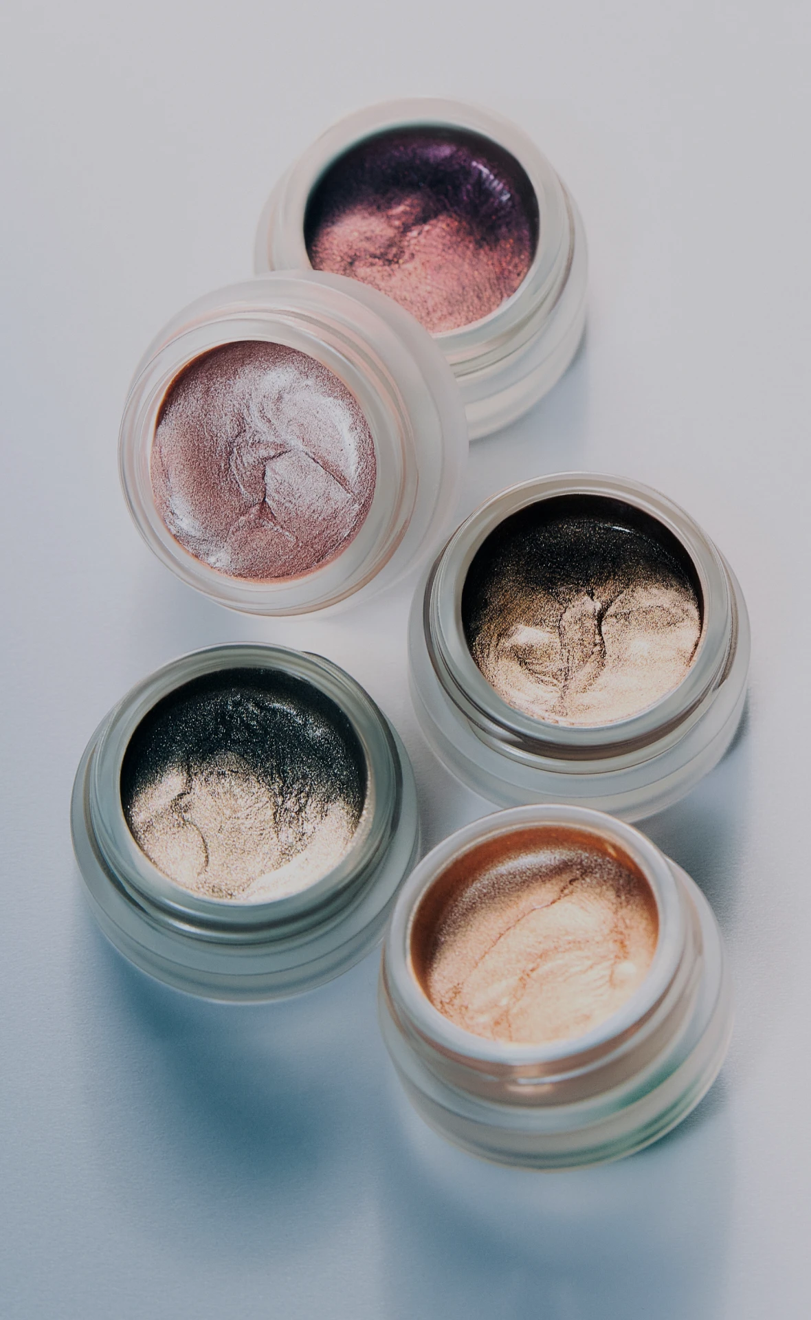 GLOW CREAM EYESHADOW